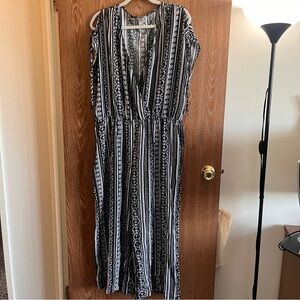 Falls creek patterned jumpsuit black white XL